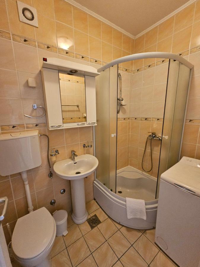 Lanterna Apartments Kotor Luaran gambar
