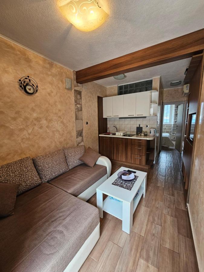 Lanterna Apartments Kotor Bilik gambar