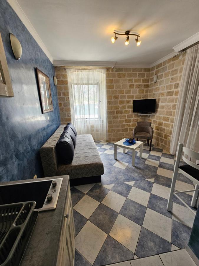 Lanterna Apartments Kotor Luaran gambar
