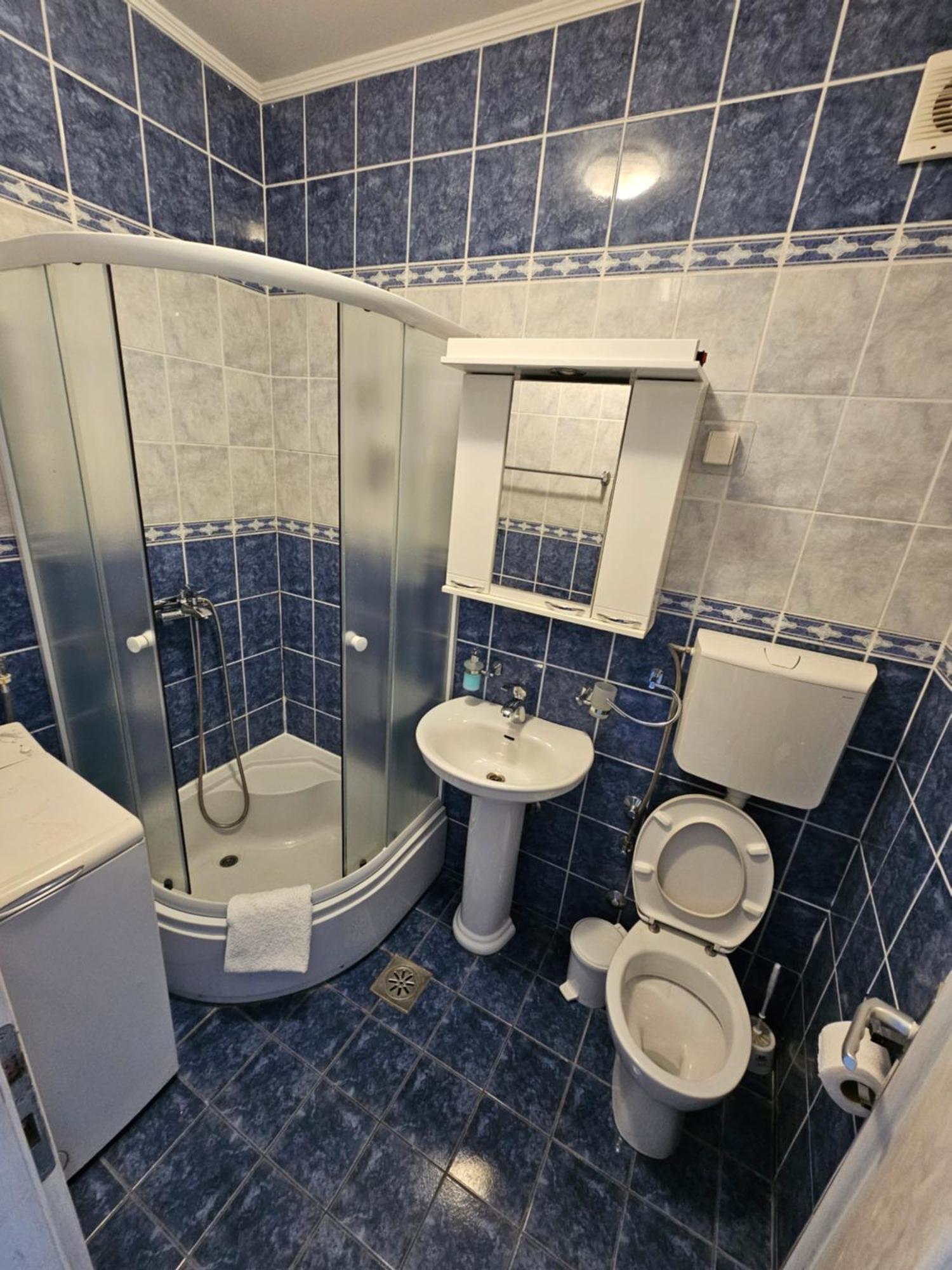Lanterna Apartments Kotor Luaran gambar