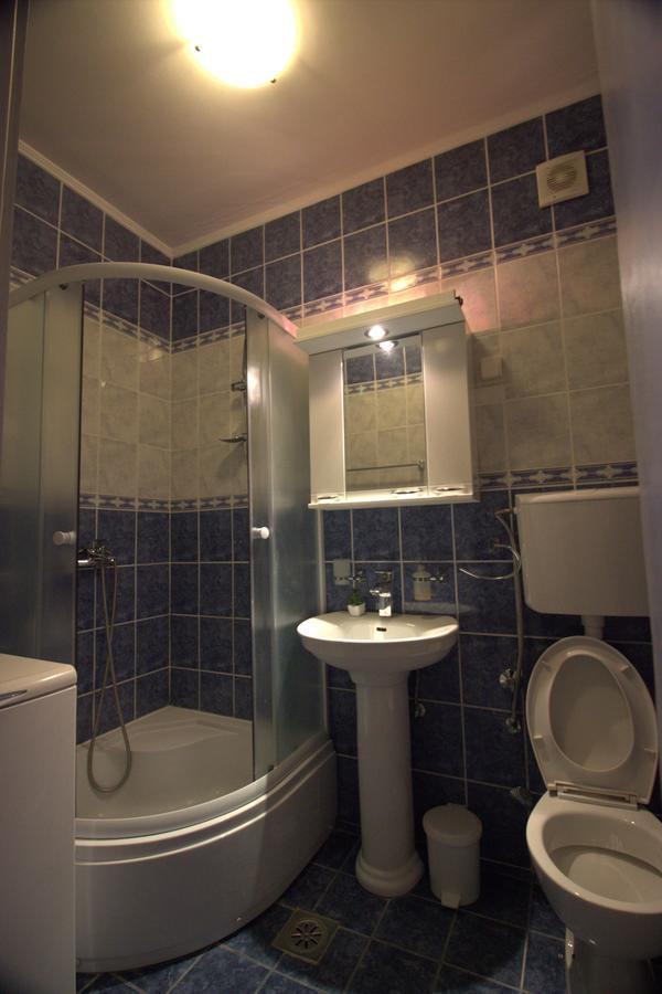 Lanterna Apartments Kotor Luaran gambar