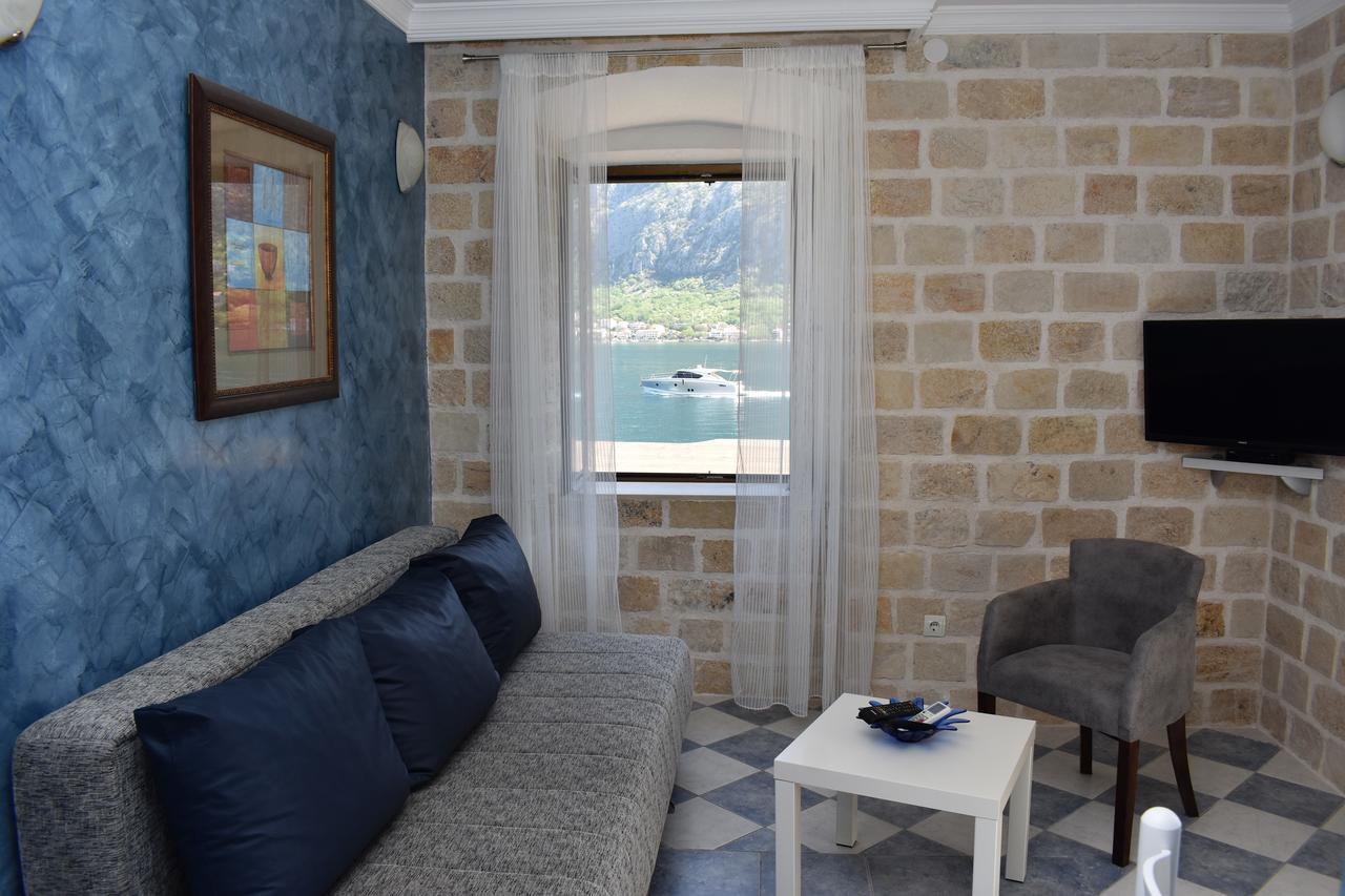 Lanterna Apartments Kotor Luaran gambar