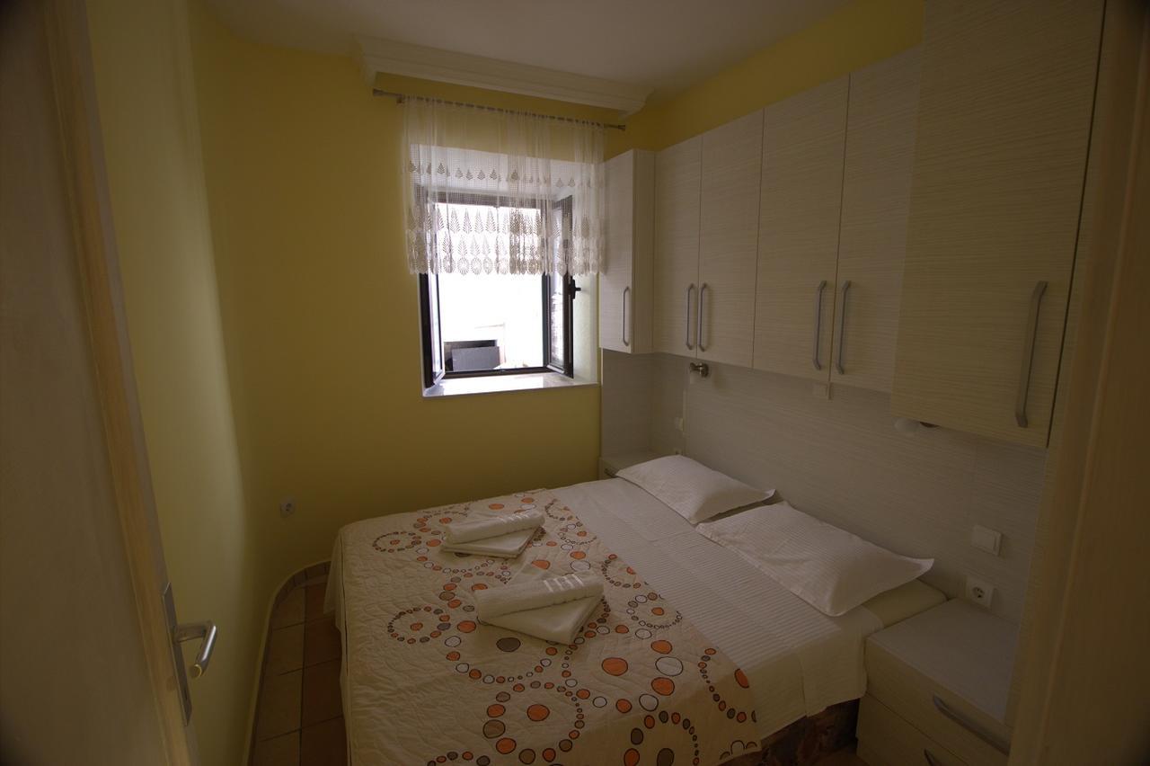 Lanterna Apartments Kotor Luaran gambar